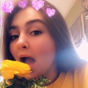 Meet your Posher, Kacena